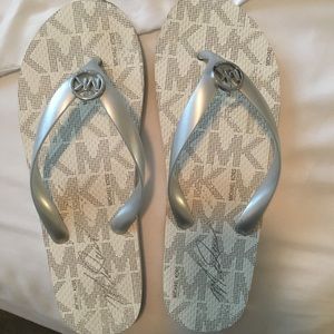 Michael Kors Jet Set flip flop White/Silve
